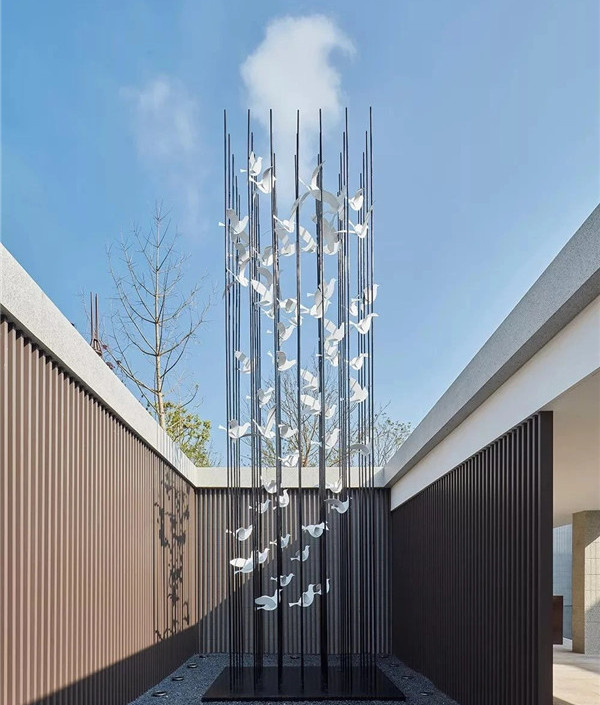 河南不銹鋼雕塑展示