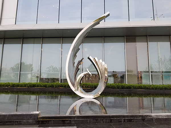 不銹鋼雕塑景觀定制