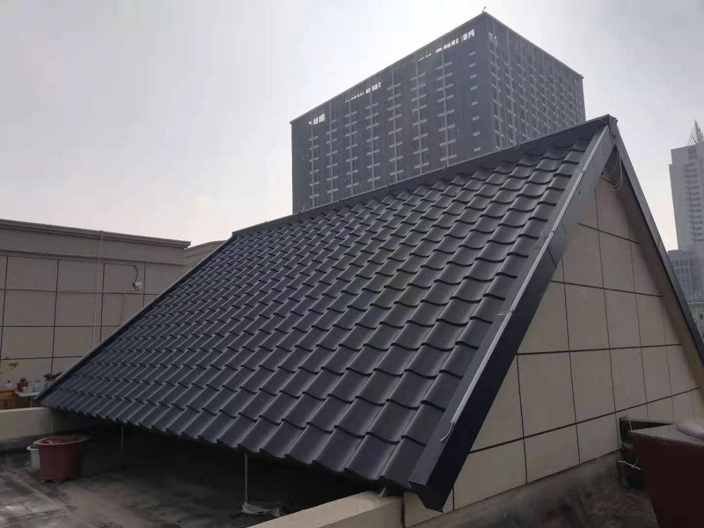 鋁合金和瓦